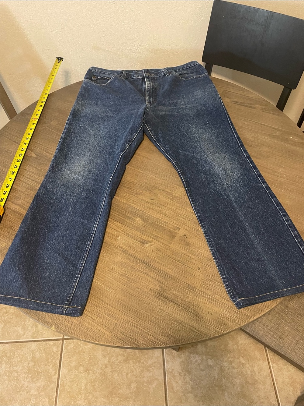 Vintage Lee Jeans Mens Blue Denim High Rise
Straight Leg USA 90s